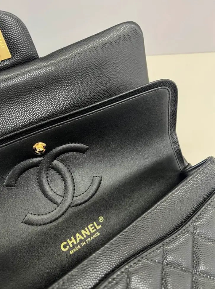 Classic Leather Flap Bag Medium