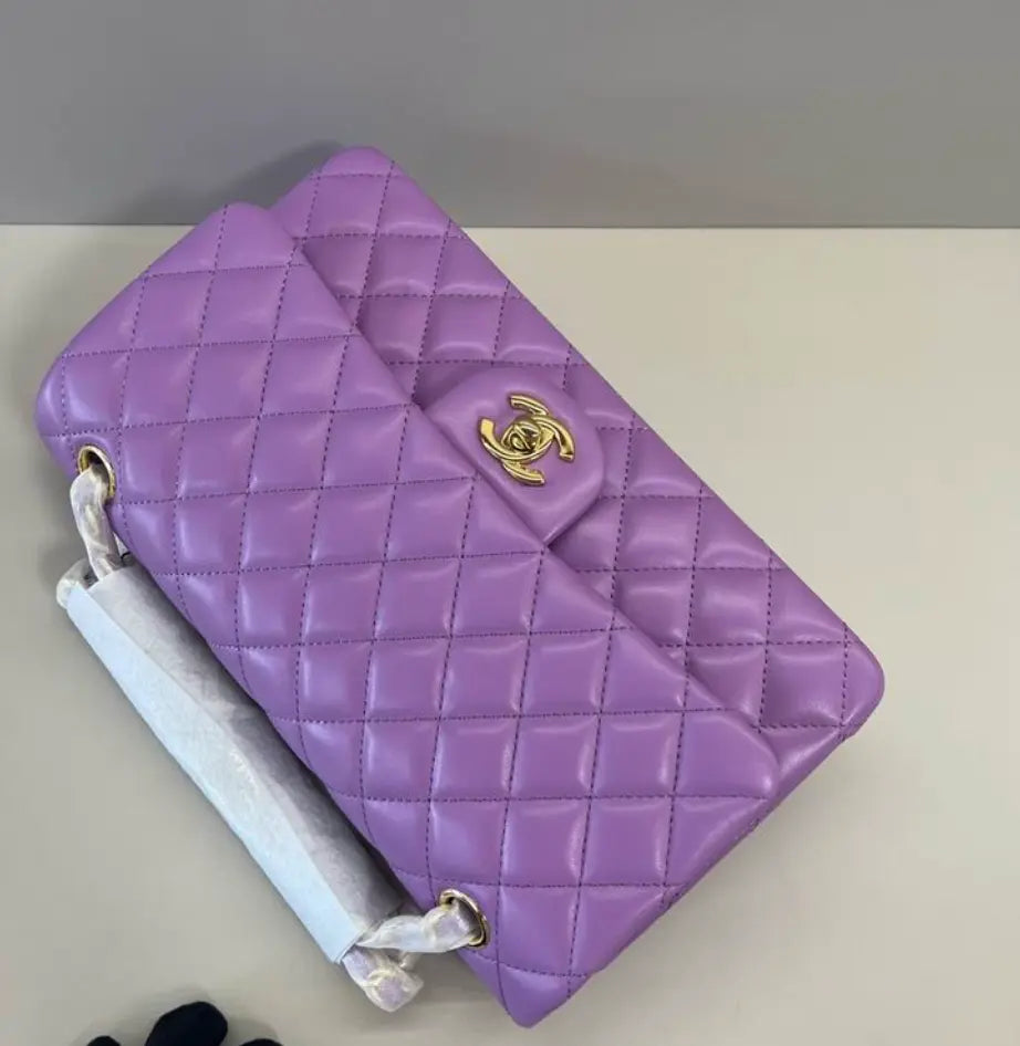 Classic Leather Flap Bag Medium