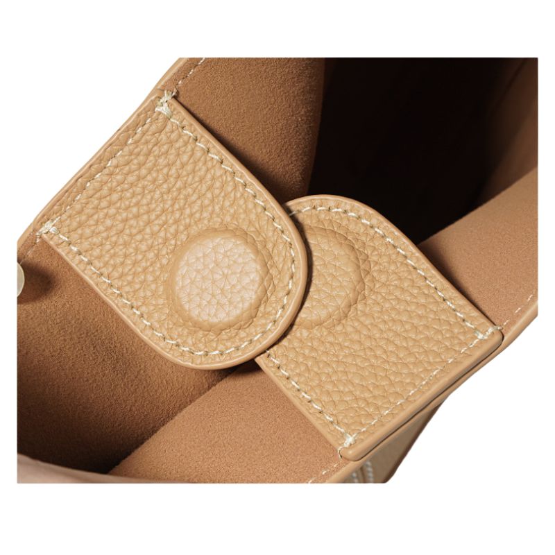 Luxury Soft Leather Crossbody Saddle Bag